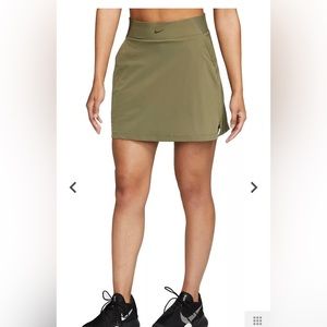 Green Nike Dri-Fit Standard High Rise Tennis Skirt Size Medium